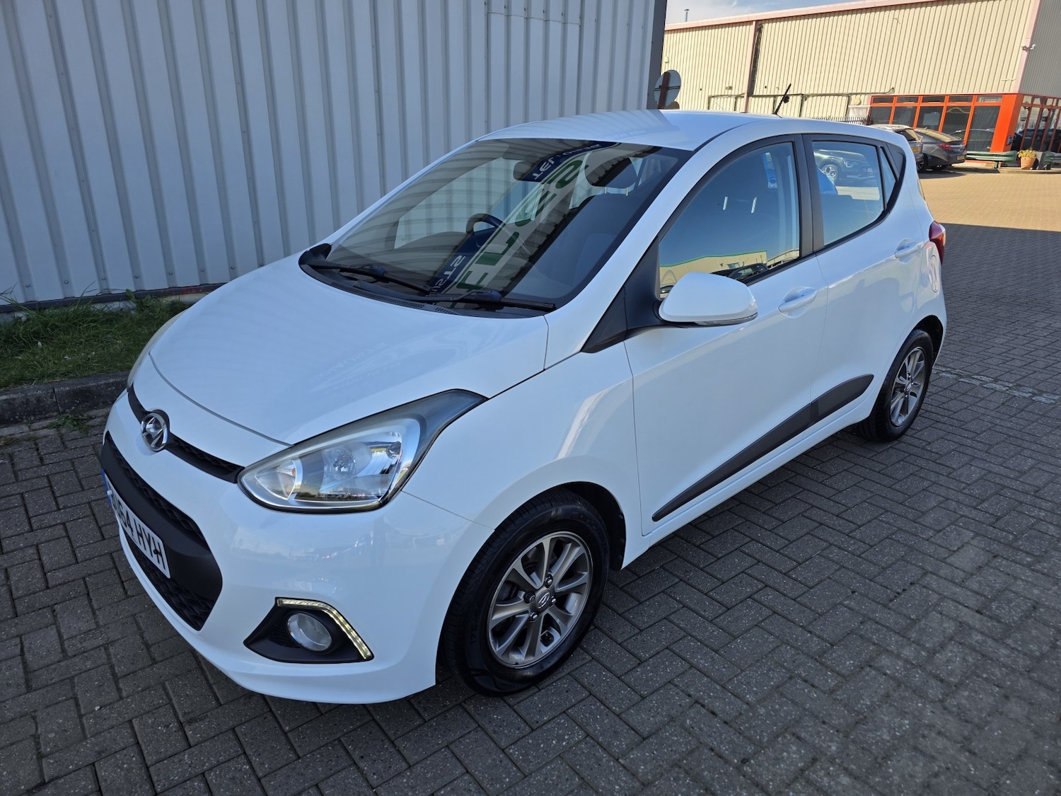 Used Hyundai i10 2014 for sale - 78155378: Photo 5