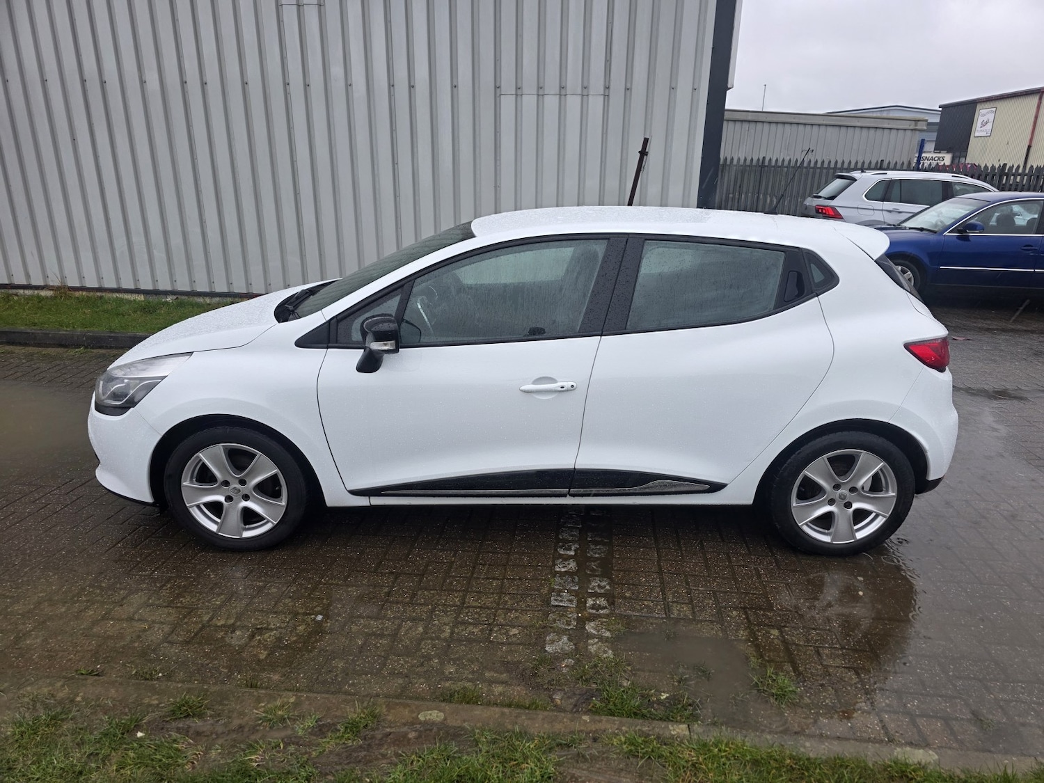 Used Renault Clio 2015 for sale - 77548261: Photo 6