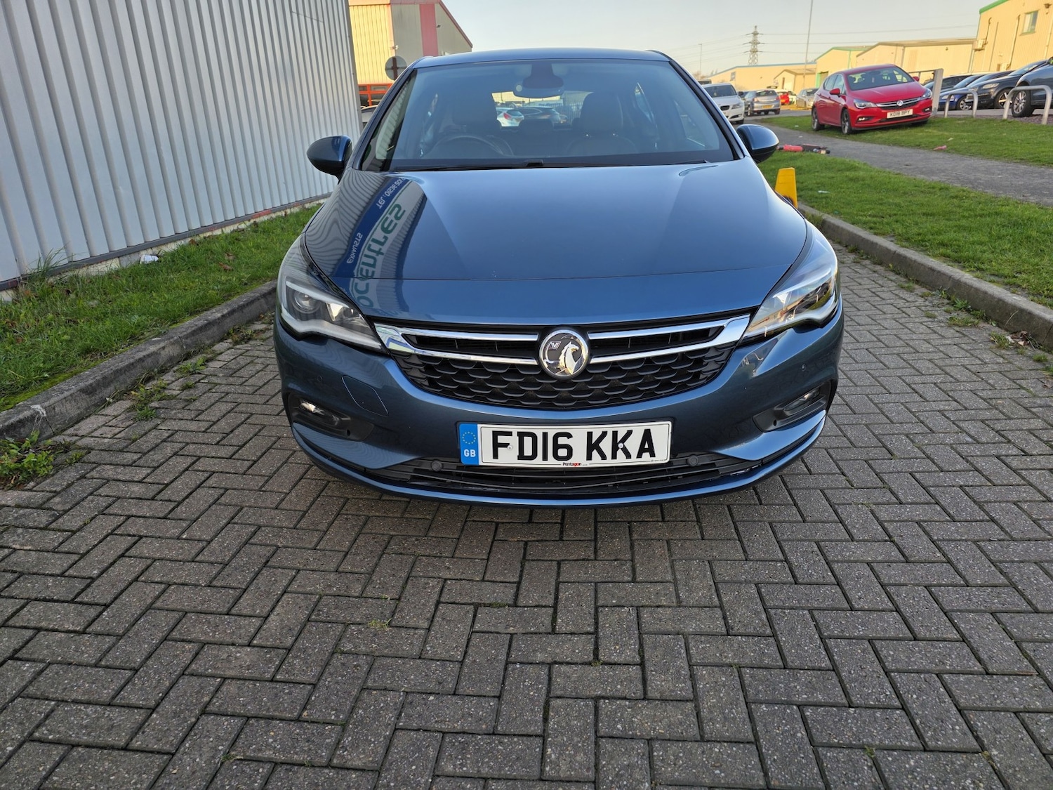Used Vauxhall Astra 2016 for sale - 76605845: Photo 4