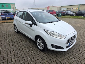 Used Ford Fiesta 2016 for sale - 76536820: Photo