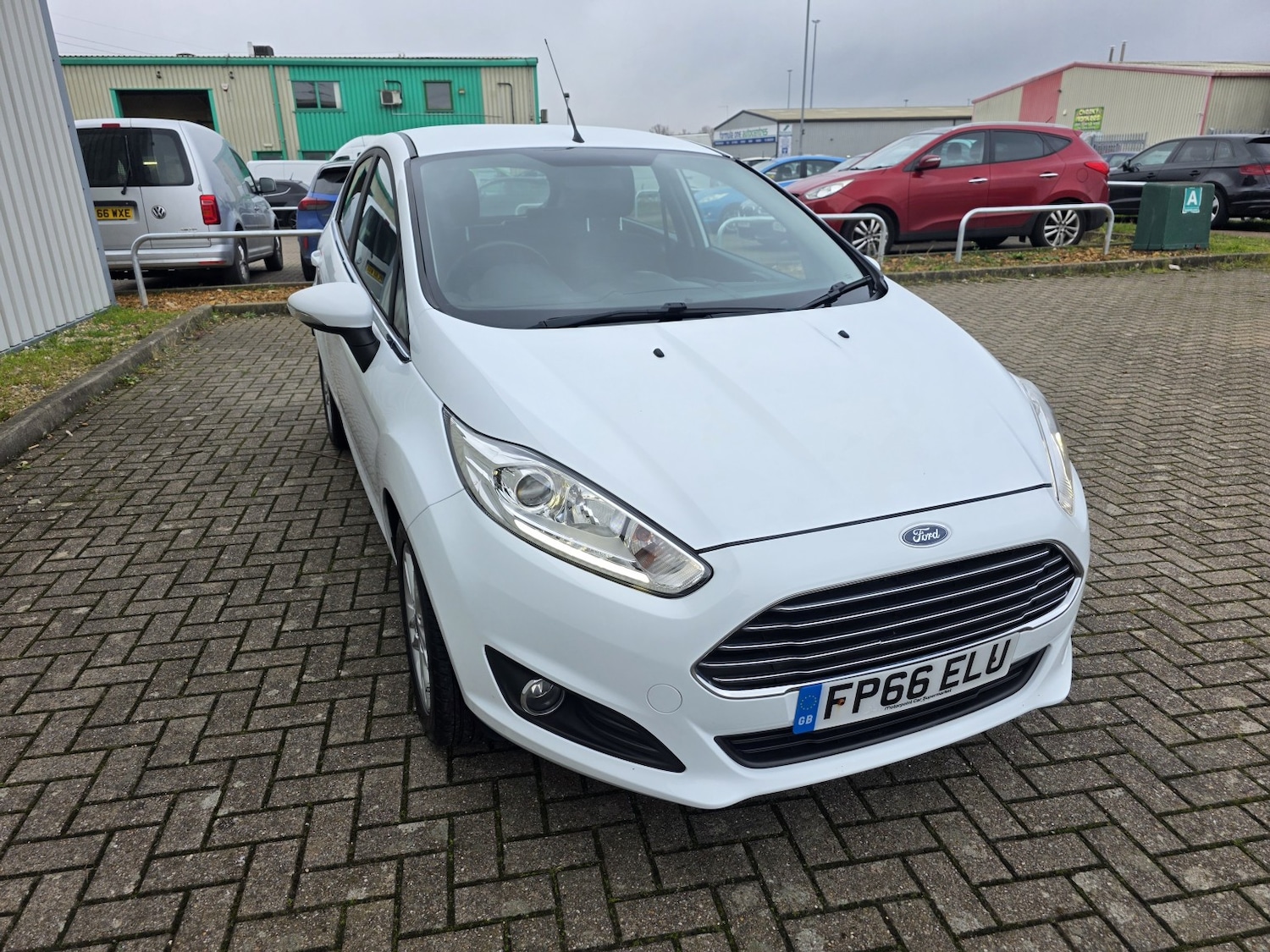 Used Ford Fiesta 2016 for sale - 76536820: Photo 2