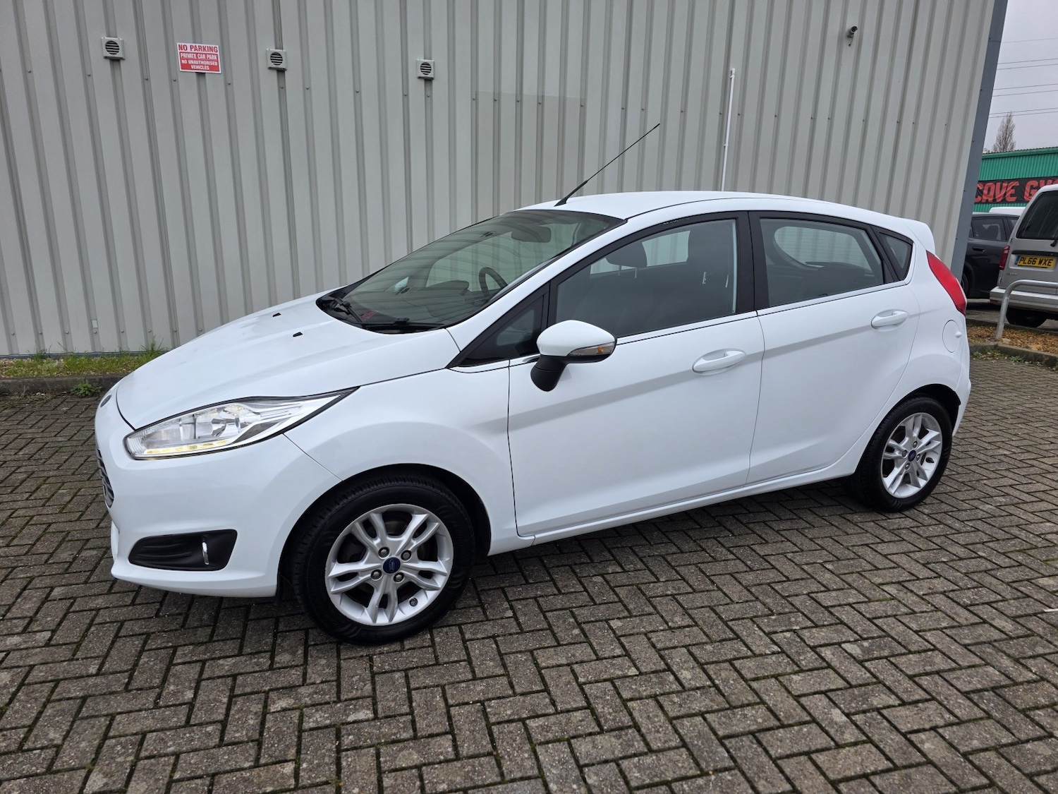 Used Ford Fiesta 2016 for sale - 76536820: Photo 7