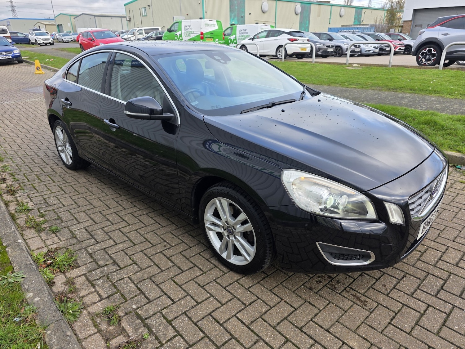 Used Volvo S60 2013 for sale - 76631521: Photo 1