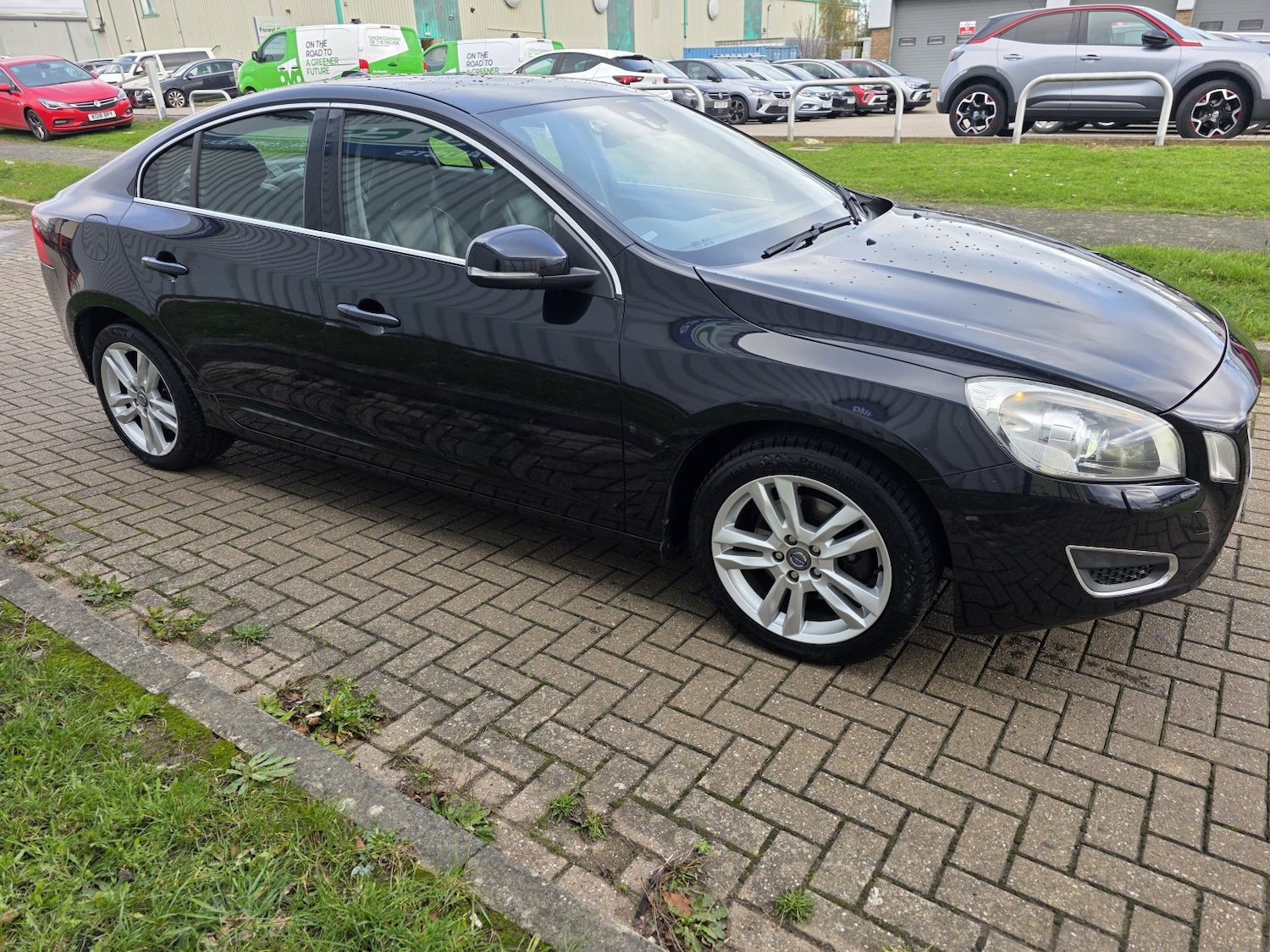 Used Volvo S60 2013 for sale - 76631521: Photo 11