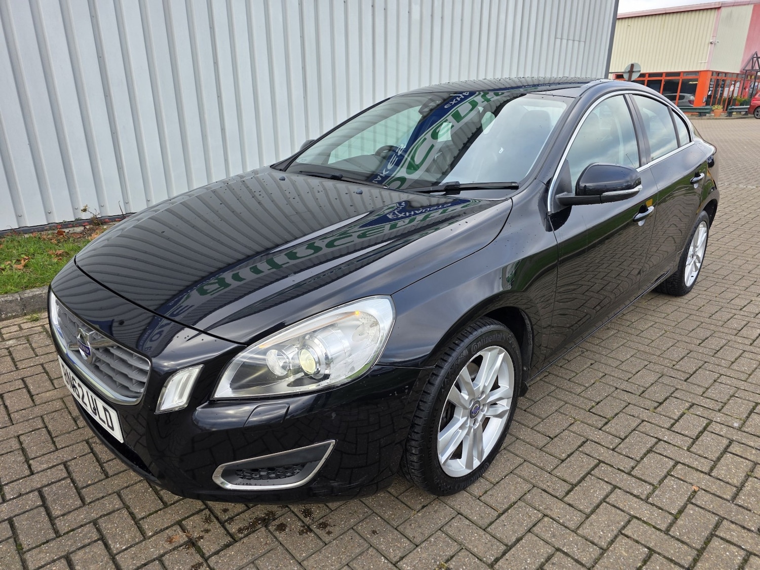 Used Volvo S60 2013 for sale - 76631521: Photo 5