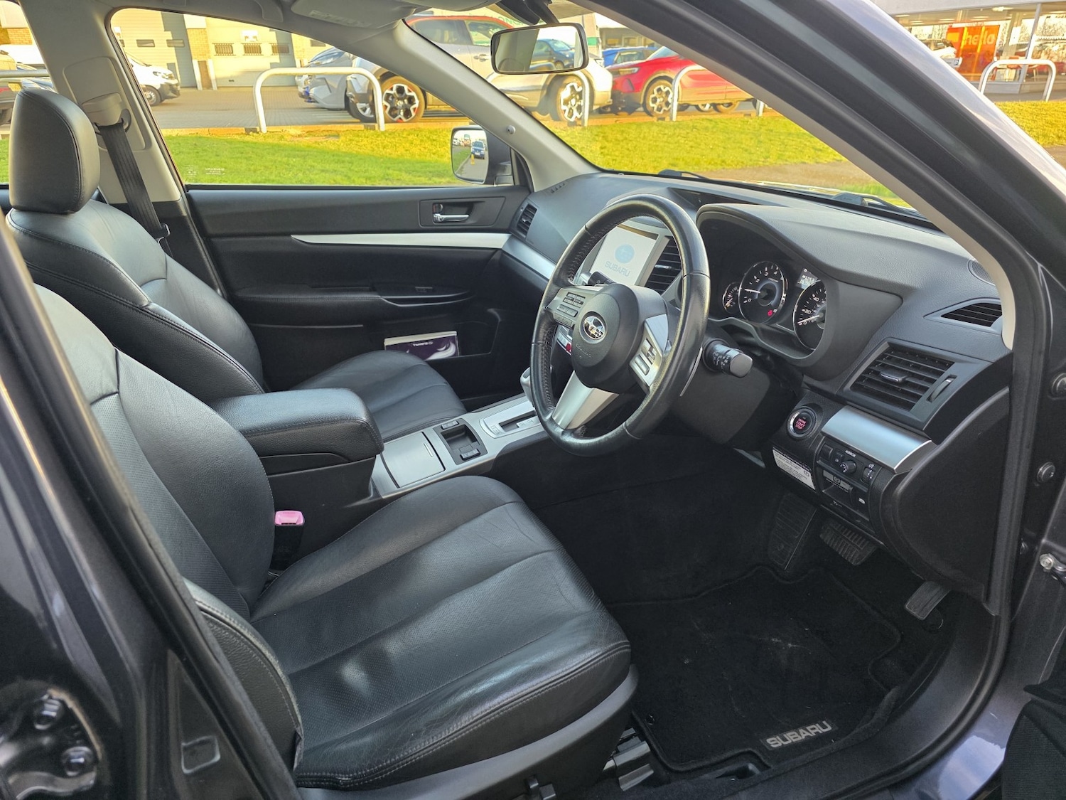 Used Subaru Outback 2010 for sale - 77251175: Photo 12