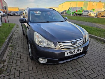Used Subaru Outback 2010 for sale - 77251175: Photo