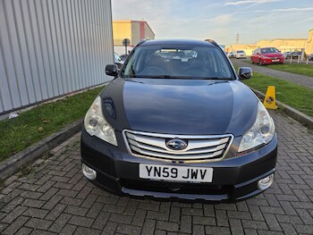 Used Subaru Outback 2010 for sale - 77251175: Photo