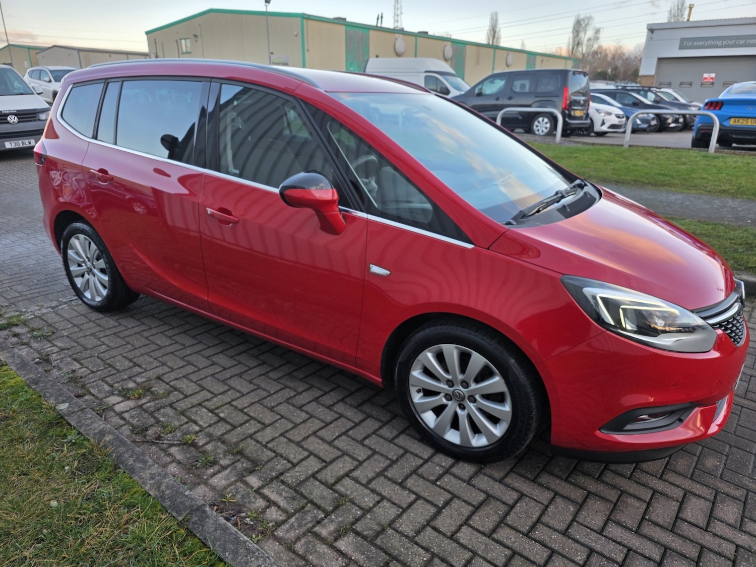 Used Vauxhall Zafira 2016 for sale - 77225244: Photo 11