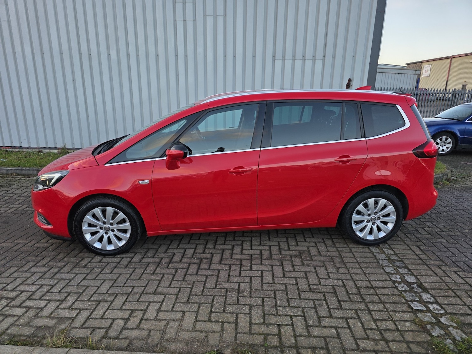 Used Vauxhall Zafira 2016 for sale - 77225244: Photo 7