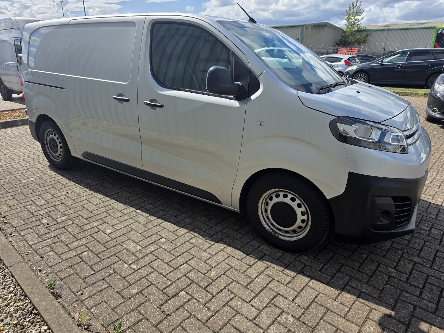 Used Citroen Dispatch 2019 for sale - 77681682: Photo 11