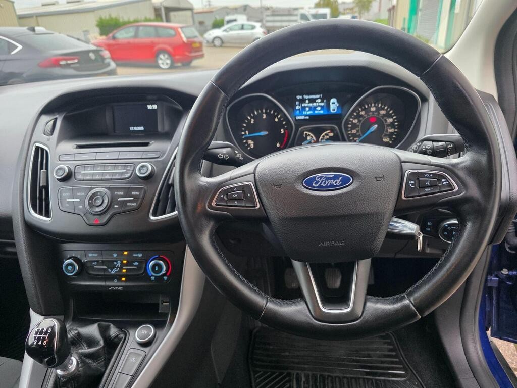 Used Ford Focus 2015 for sale - 76536712: Photo 14