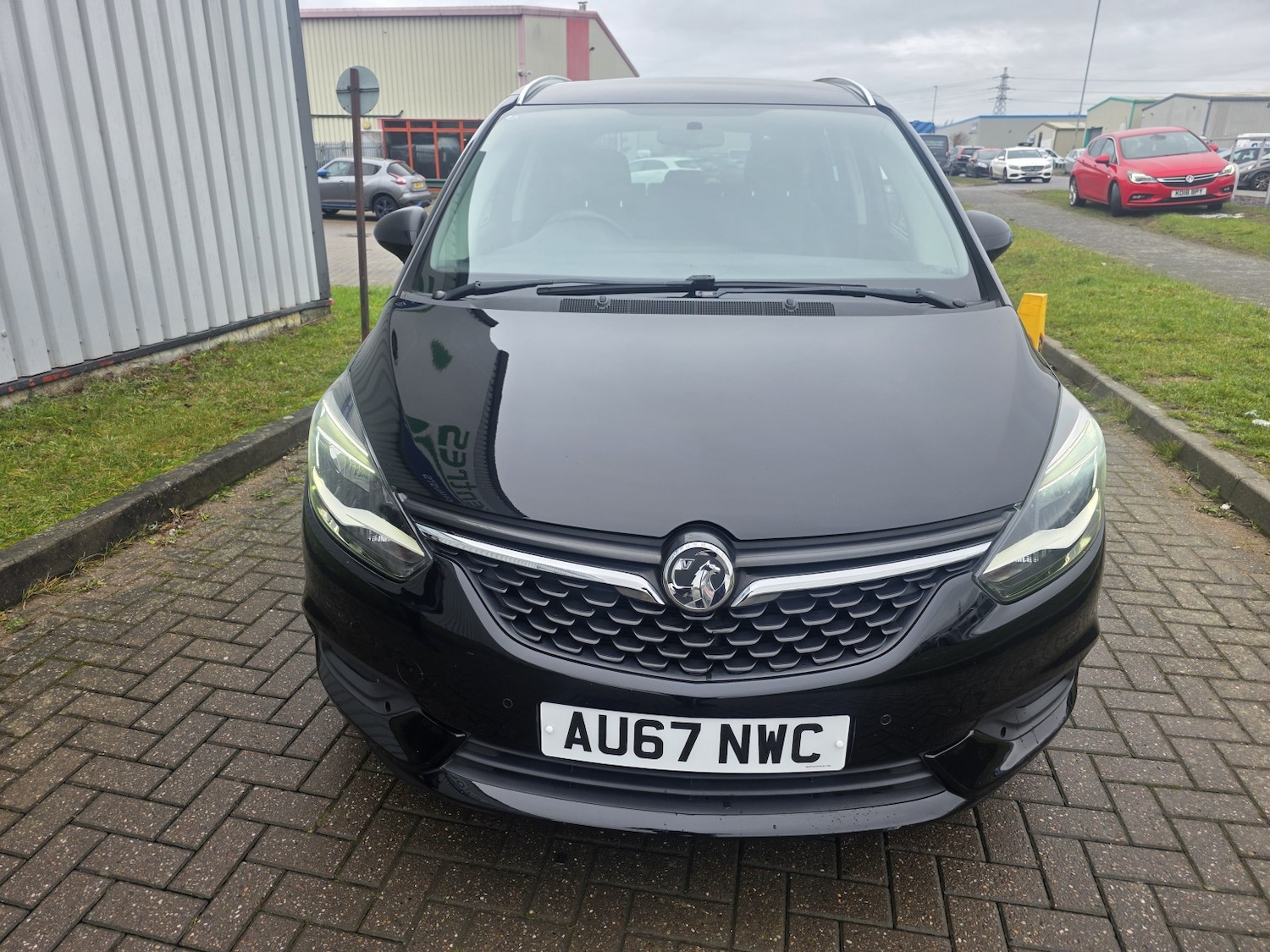 Used Vauxhall Zafira 2017 for sale - 77189362: Photo 4