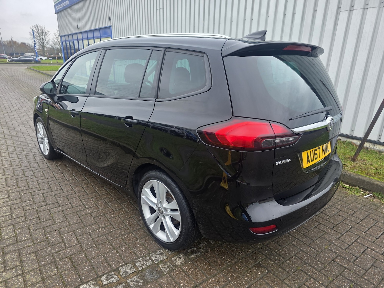Used Vauxhall Zafira 2017 for sale - 77189362: Photo 8