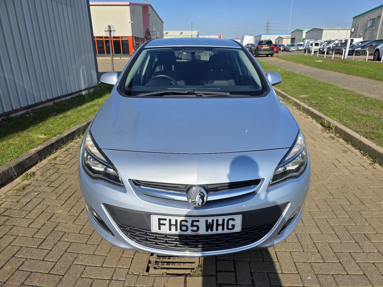 Used Vauxhall Astra 2016 for sale - 77766353: Photo 2