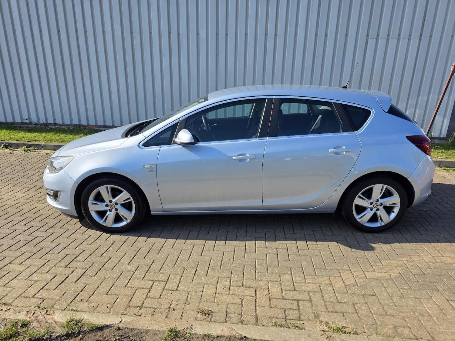 Used Vauxhall Astra 2016 for sale - 77766353: Photo 6