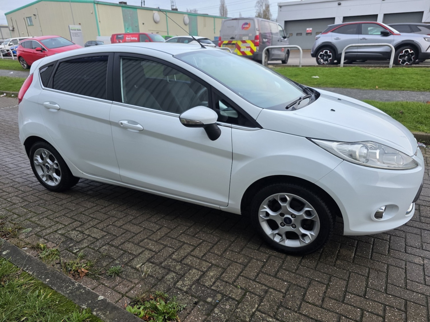 Used Ford Fiesta 2012 for sale - 76559961: Photo 12