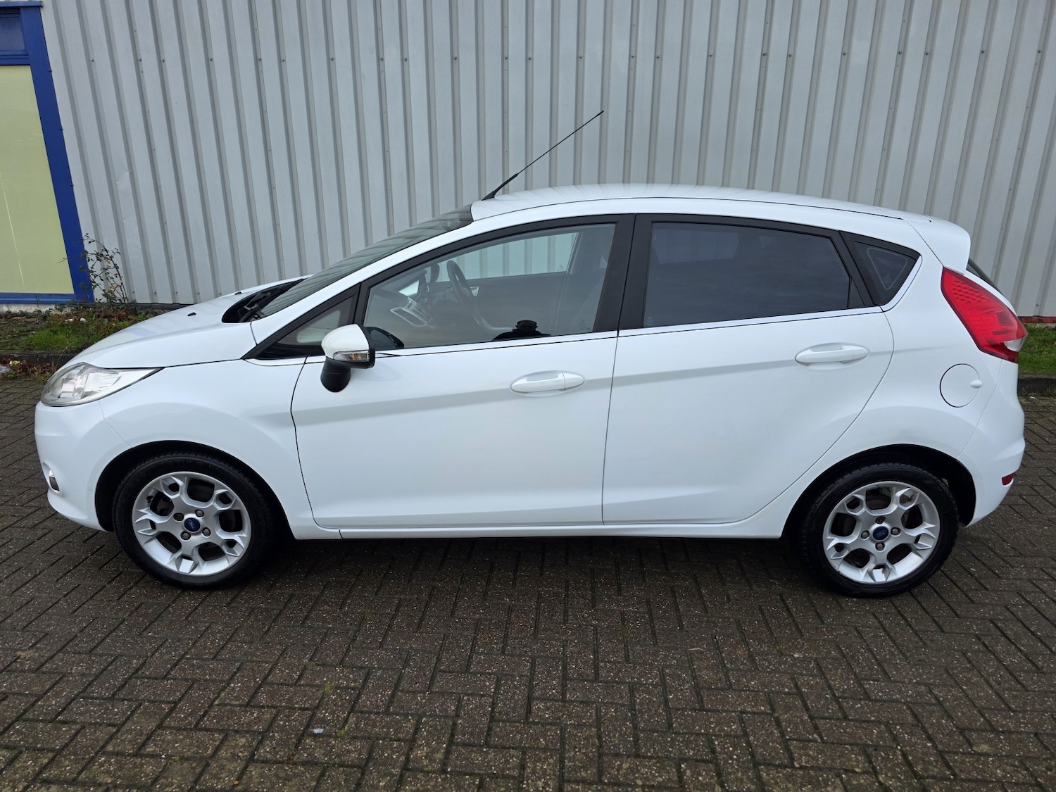 Used Ford Fiesta 2012 for sale - 76559961: Photo 8
