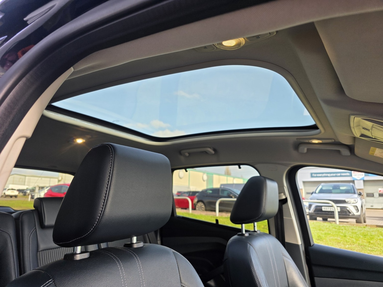 Used Ford C-Max 2015 for sale - 77668538: Photo 14