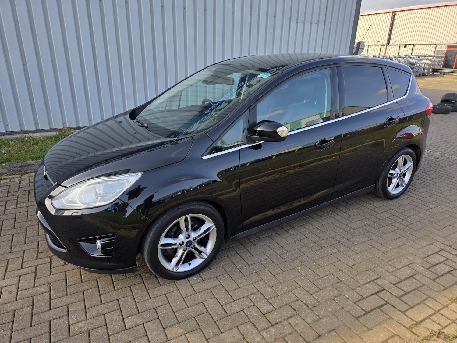 Used Ford C-Max 2015 for sale - 77668538: Photo 6