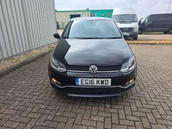 Used Volkswagen Polo 2016 for sale - 75337995: Photo