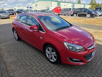 Used Vauxhall Astra 2015 for sale - 79564100: Photo