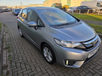 Used Honda Jazz 2015 for sale - 76785105: Photo