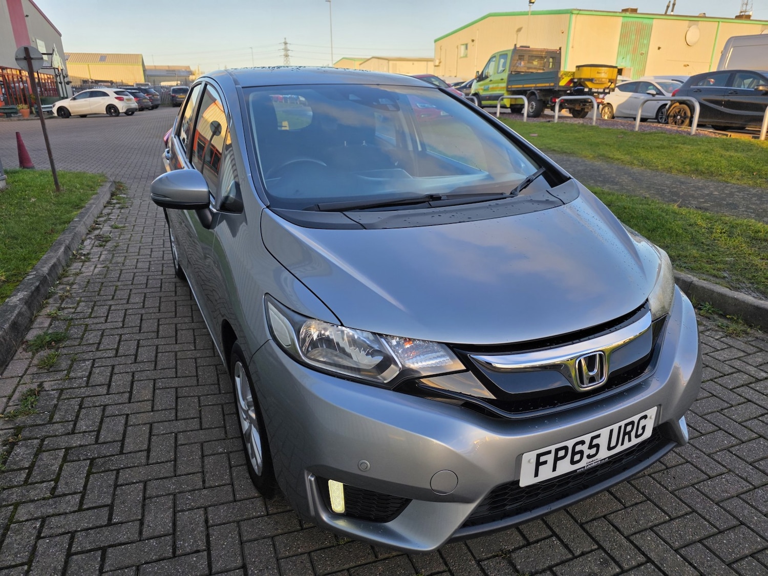 Used Honda Jazz 2015 for sale - 76785105: Photo 2