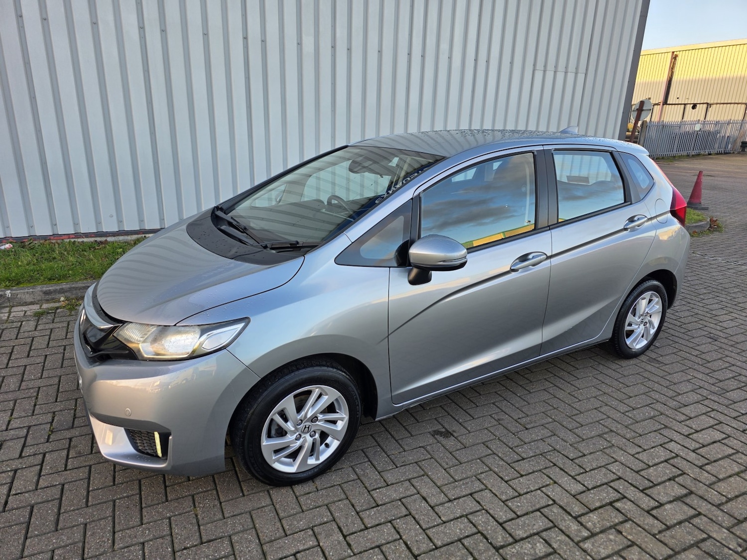 Used Honda Jazz 2015 for sale - 76785105: Photo 6