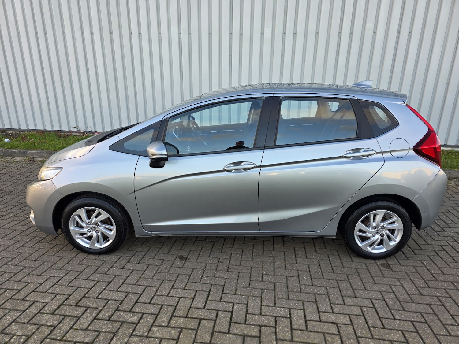 Used Honda Jazz 2015 for sale - 76785105: Photo 7