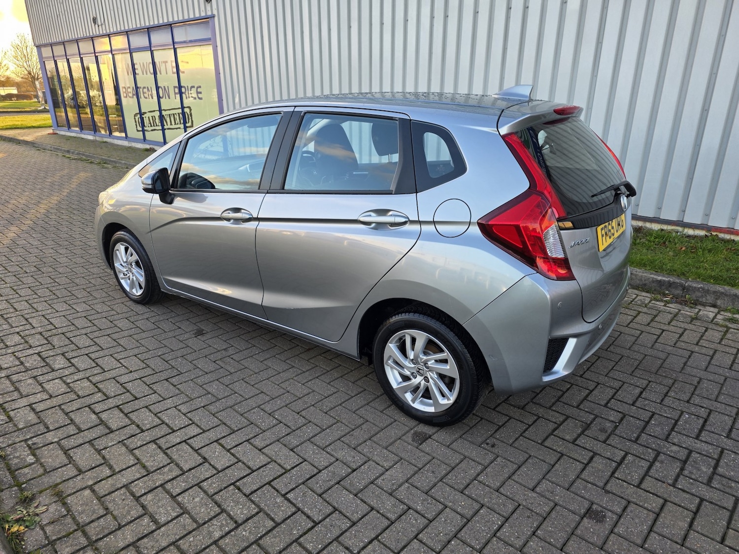 Used Honda Jazz 2015 for sale - 76785105: Photo 8