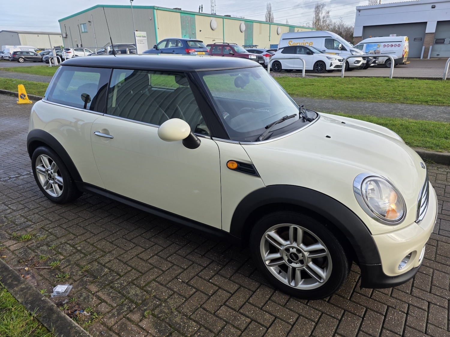 Used MINI Hatch 2012 for sale - 76863918: Photo 11