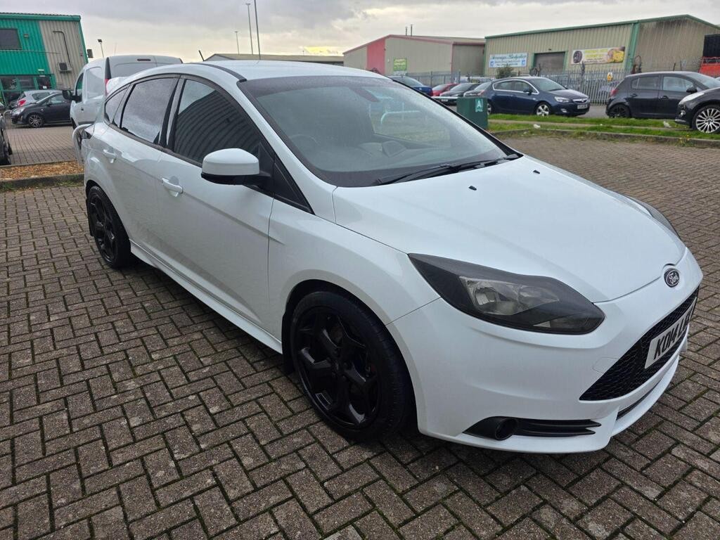 Used Ford Focus 2014 for sale - 76536681: Photo 1
