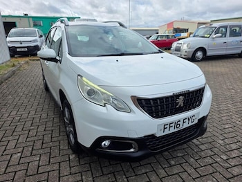 Used Peugeot 2008 2016 for sale - 76536845: Photo