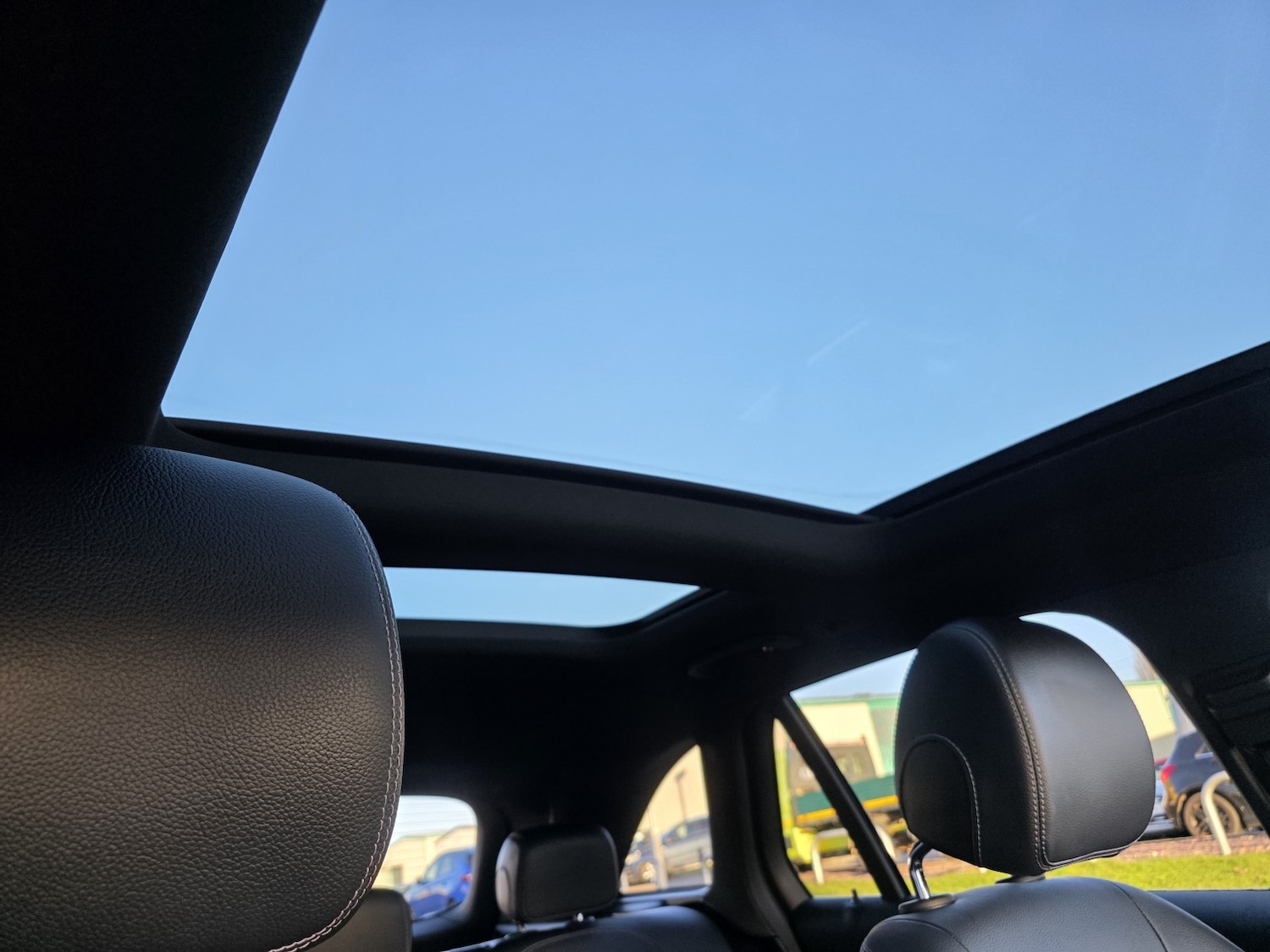 Used Mercedes-Benz GLC 2018 for sale - 76785116: Photo 16