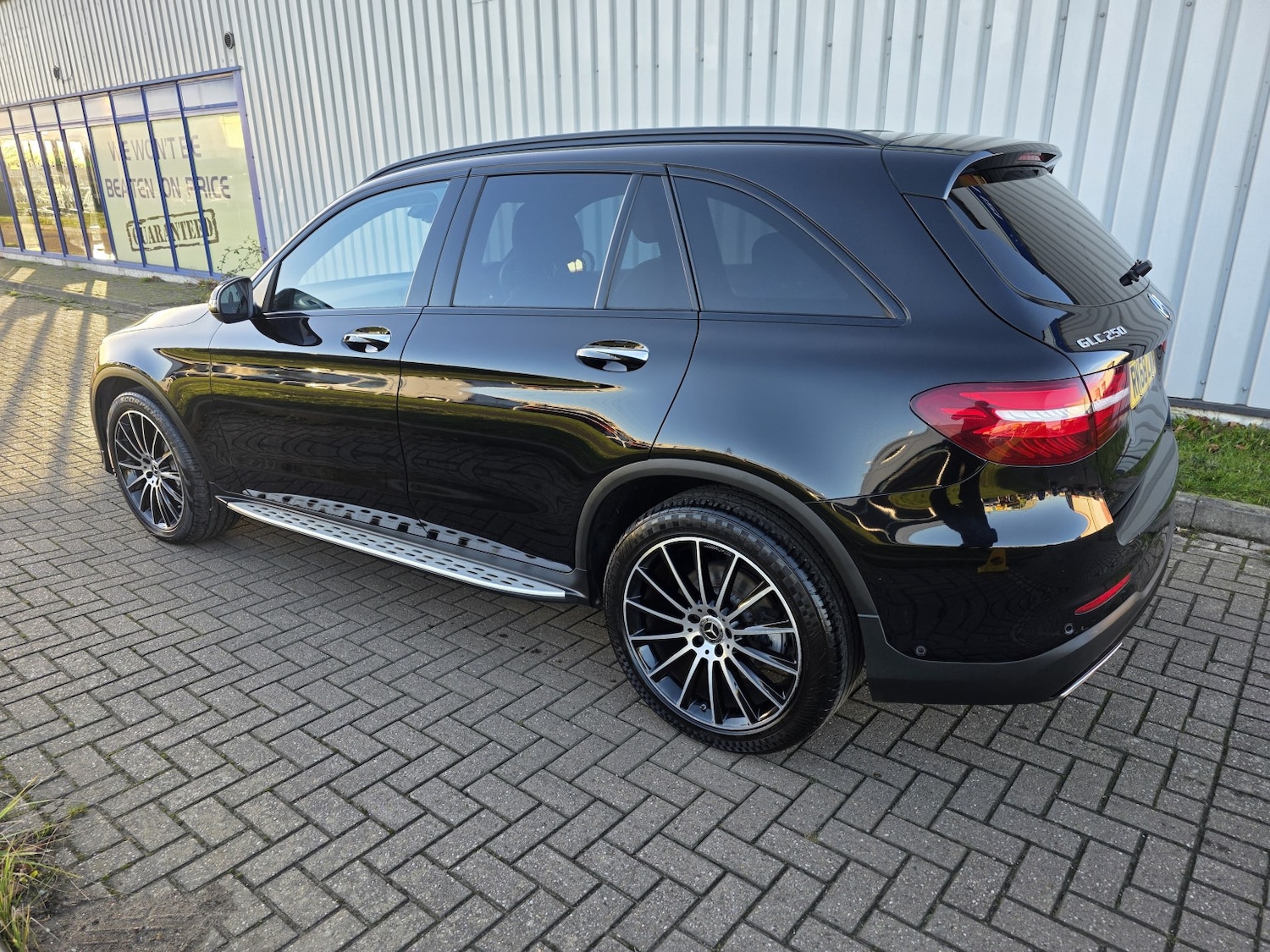 Used Mercedes-Benz GLC 2018 for sale - 76785116: Photo 8