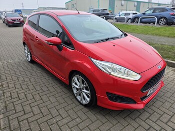 Used Ford Fiesta 2015 for sale - 77423514: Photo