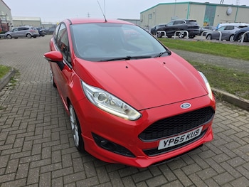 Used Ford Fiesta 2015 for sale - 77423514: Photo