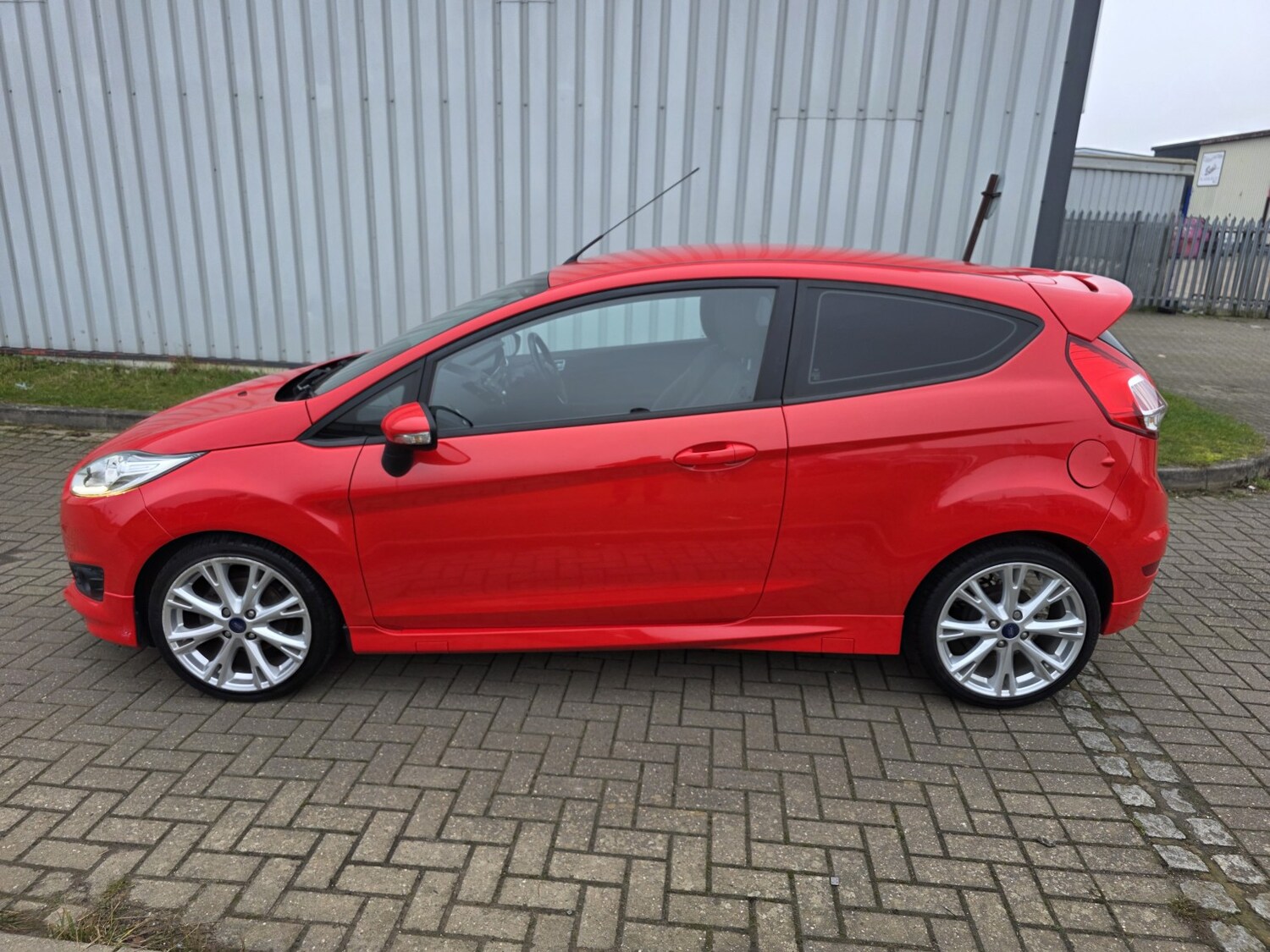 Used Ford Fiesta 2015 for sale - 77423514: Photo 7