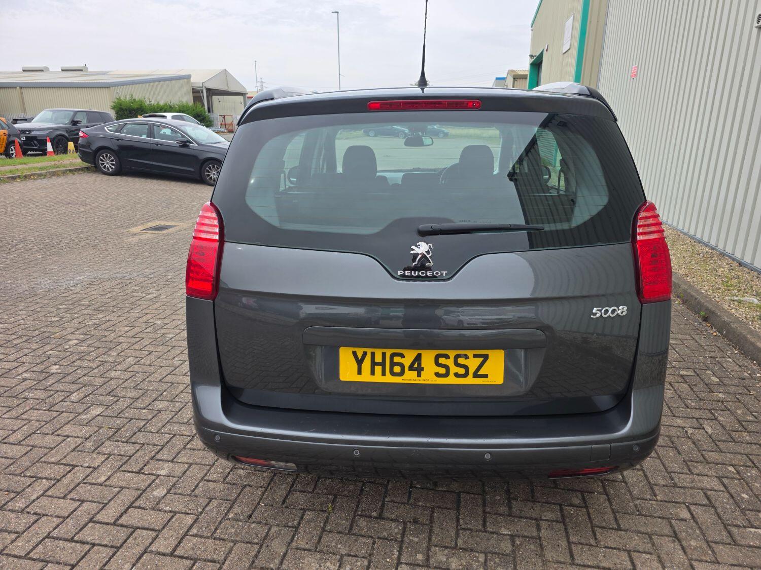 Used Peugeot 5008 2014 for sale - 76536741: Photo 9