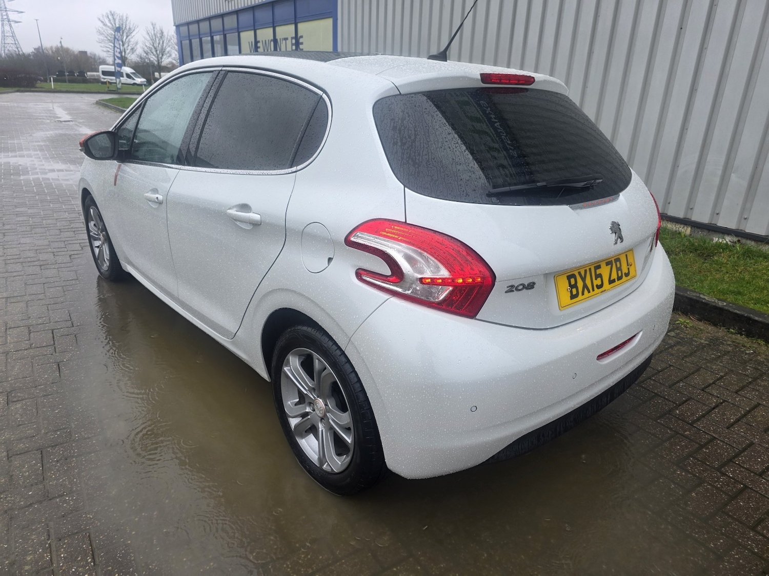 Used Peugeot 208 2015 for sale - 77595309: Photo 7