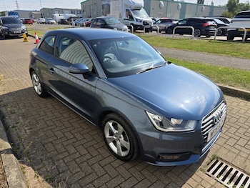 Used Audi A1 2015 for sale - 79017397: Photo