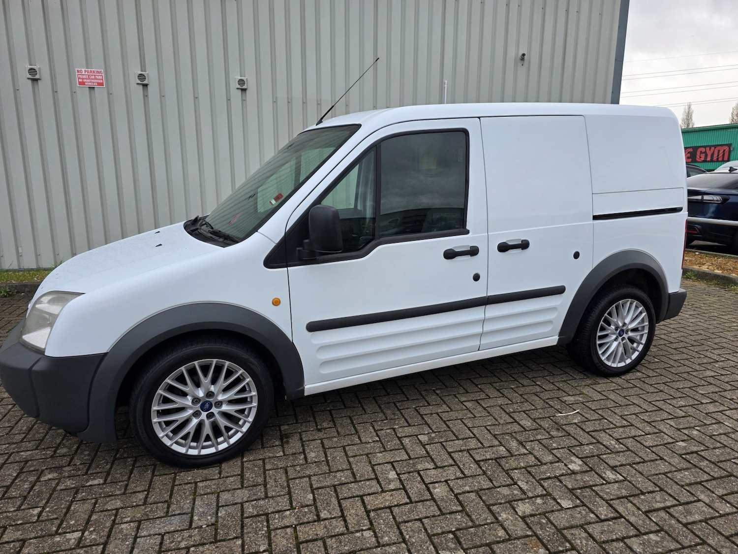 Used Ford Transit Connect 2008 for sale - 76799108: Photo 6