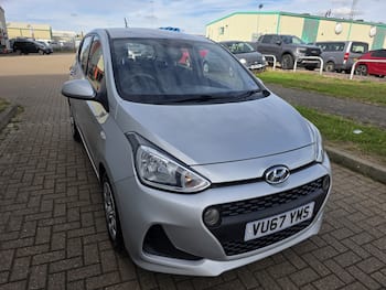 Used Hyundai i10 2017 for sale - 79811627: Photo