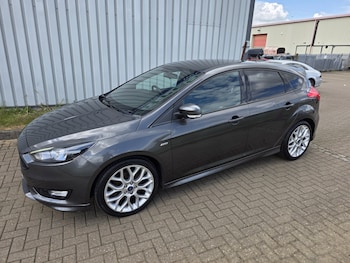 Used Ford Focus 2017 for sale - 78571368: Photo