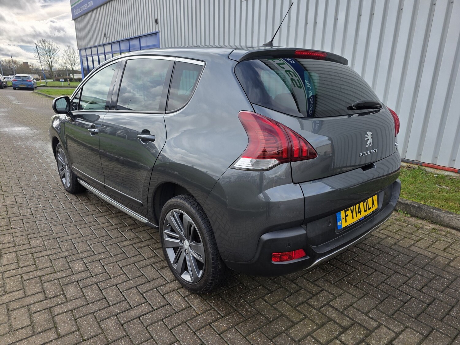 Used Peugeot 3008 2014 for sale - 77694252: Photo 8