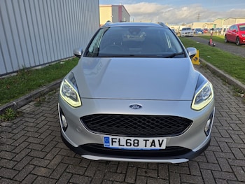 Used Ford Fiesta 2018 for sale - 76571103: Photo