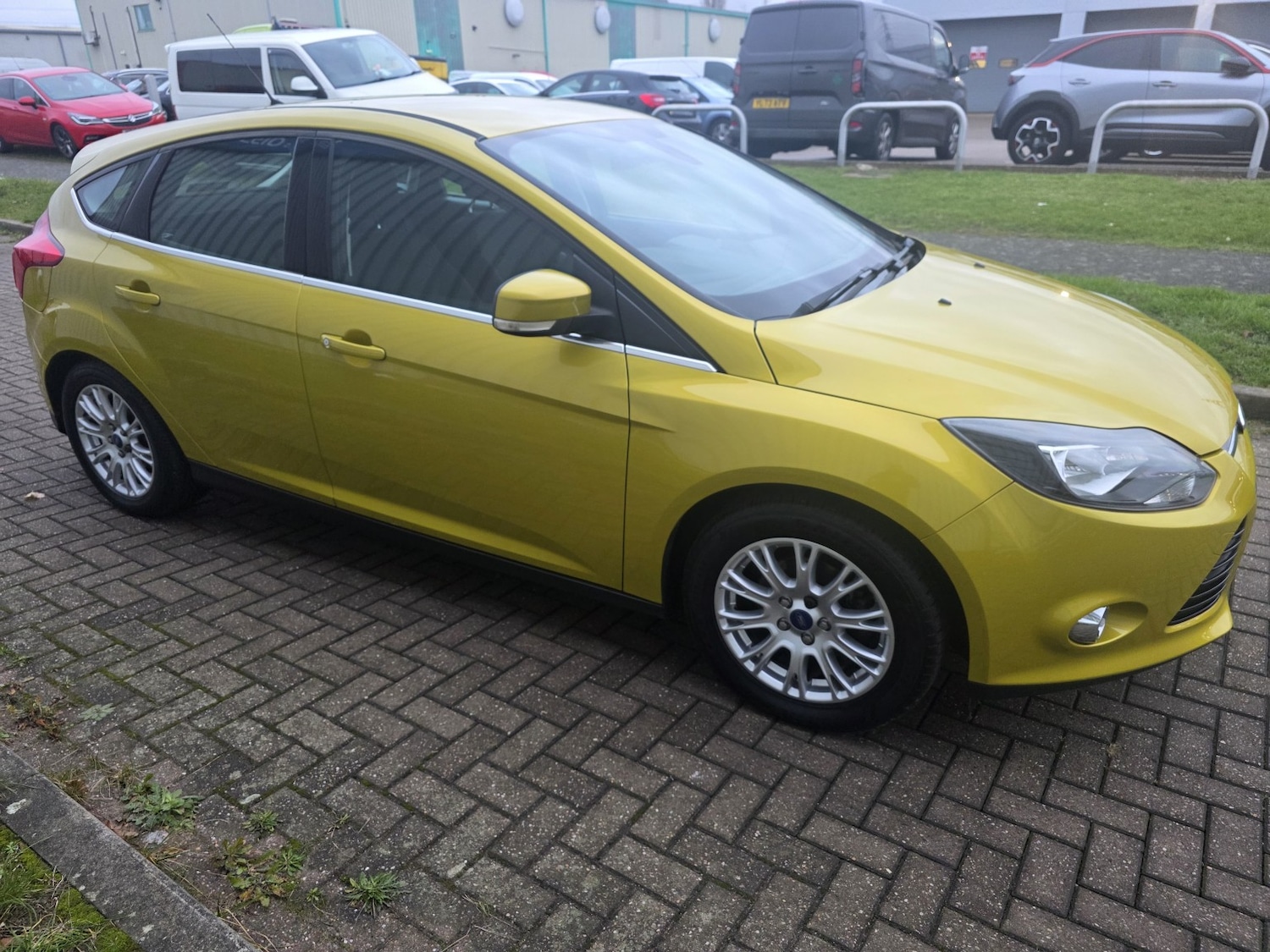 Used Ford Focus 2013 for sale - 76725621: Photo 11