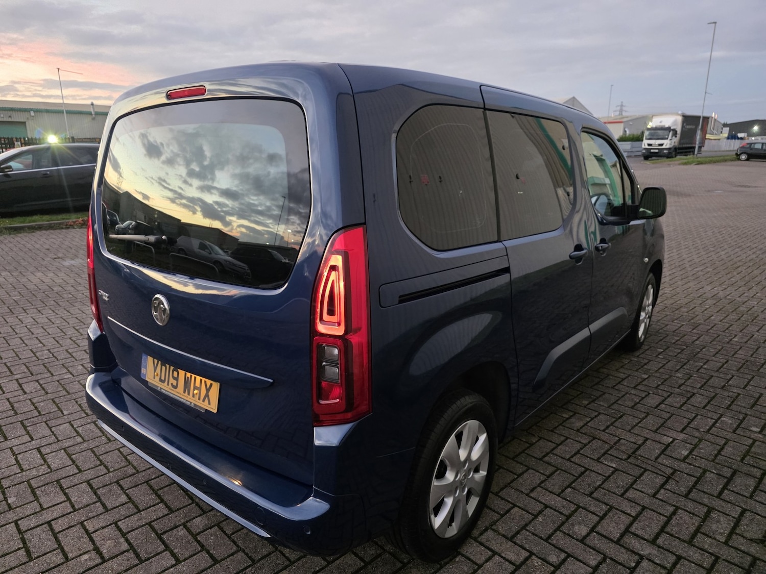 Used Vauxhall Combo Life 2019 for sale - 76536709: Photo 11