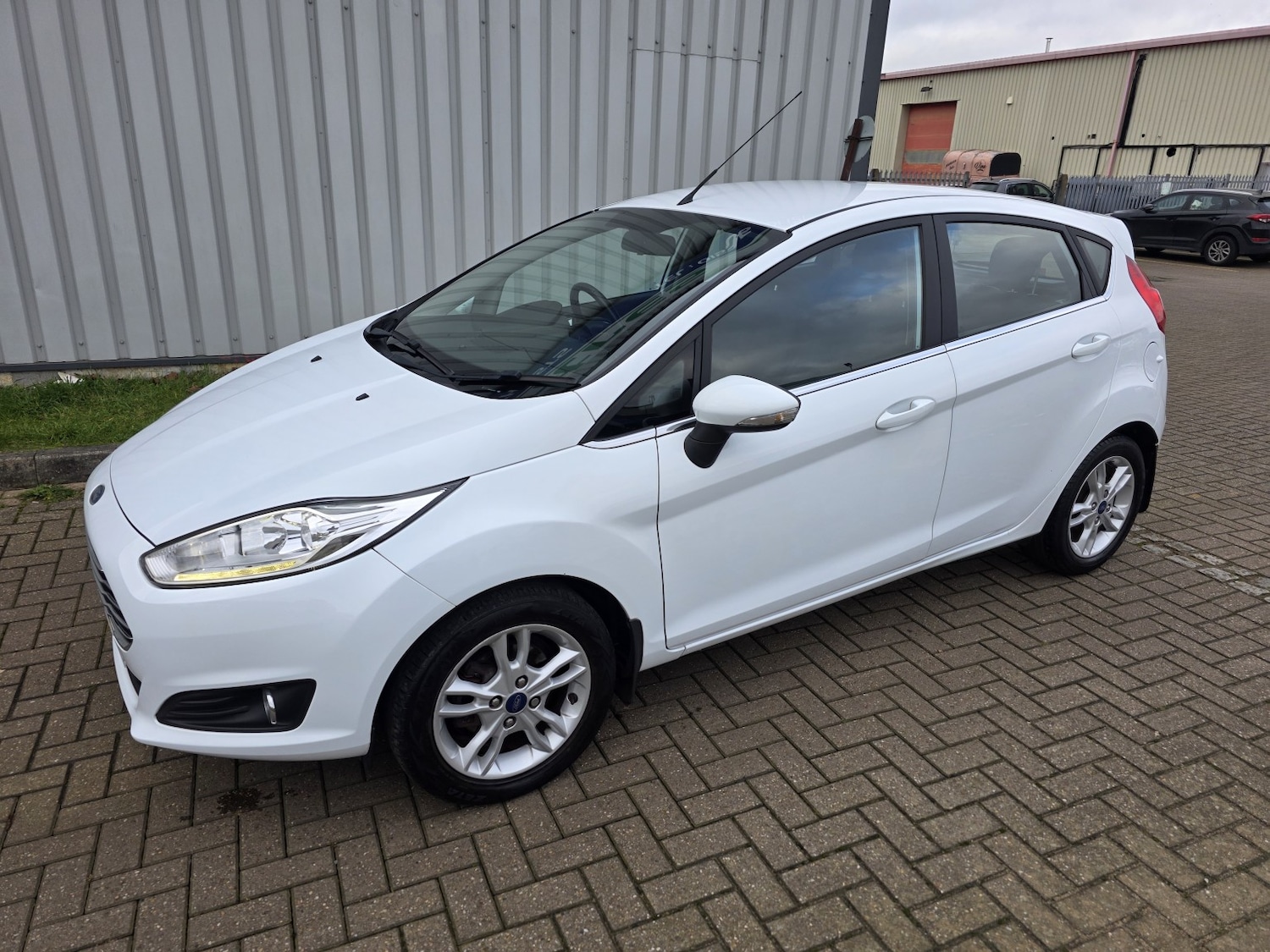 Used Ford Fiesta 2016 for sale - 76911027: Photo 6